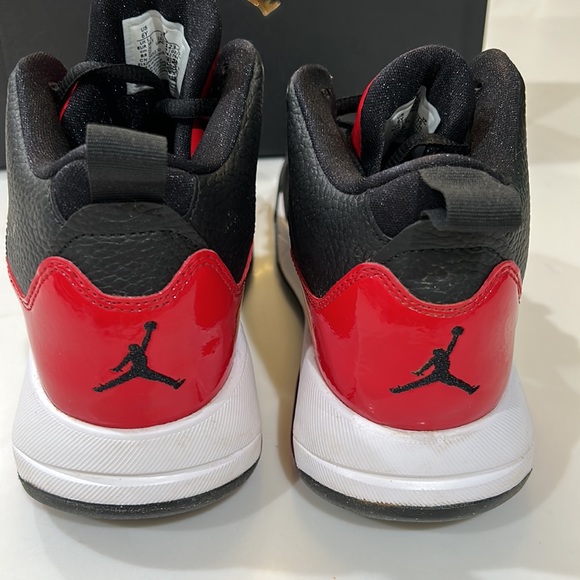 Jordan Maxim 200 (GS) - Picture 3 of 8